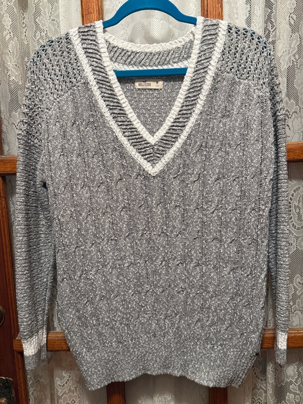 Hollister Heather Gray V-Neck Cable Sweater